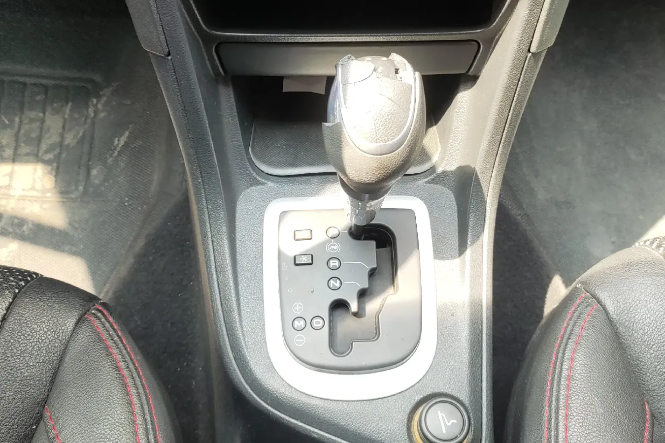 2012 Peugeot 308 1.6L 106HP L4 4AT,autocango,china used car exporter,china ev exporter,chinese used car exporter,chinese used ev exporter