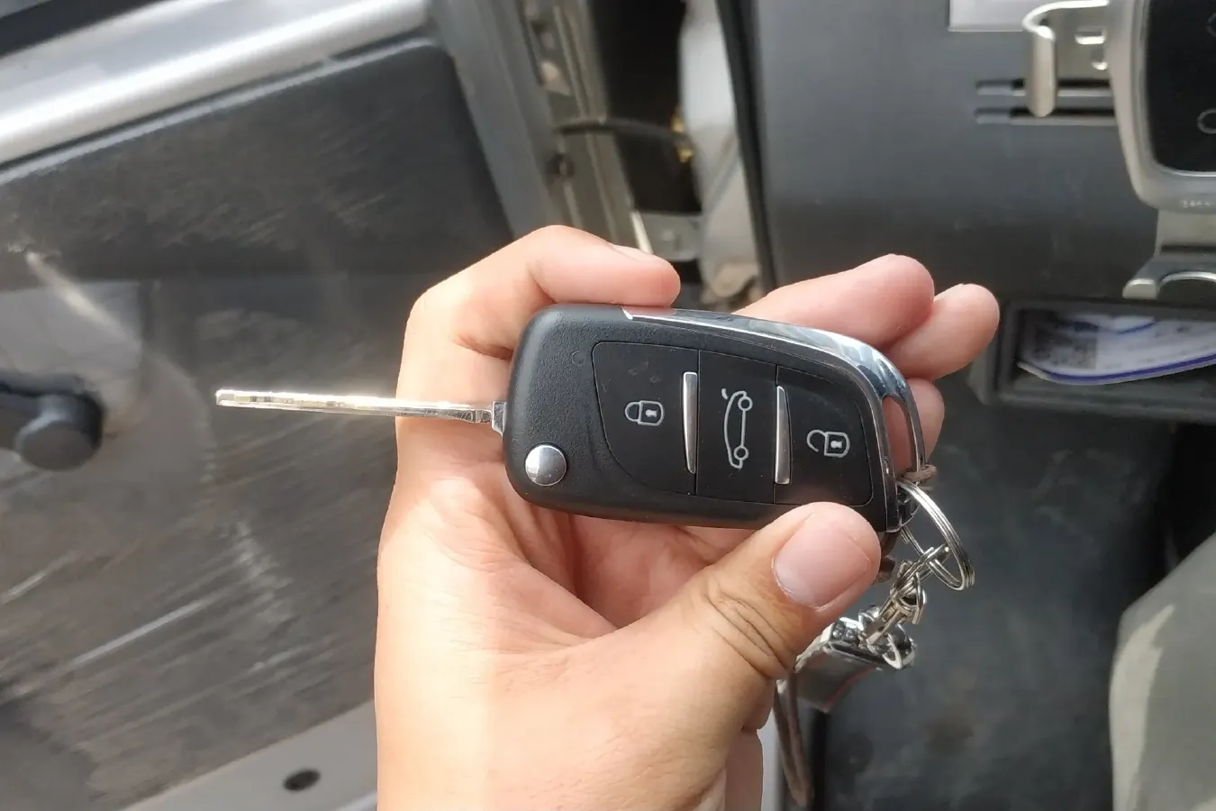 2013 DongFeng DFSK K07 1.2L 87HP L4 5MT,autocango,china used car exporter,china ev exporter,chinese used car exporter,chinese used ev exporter