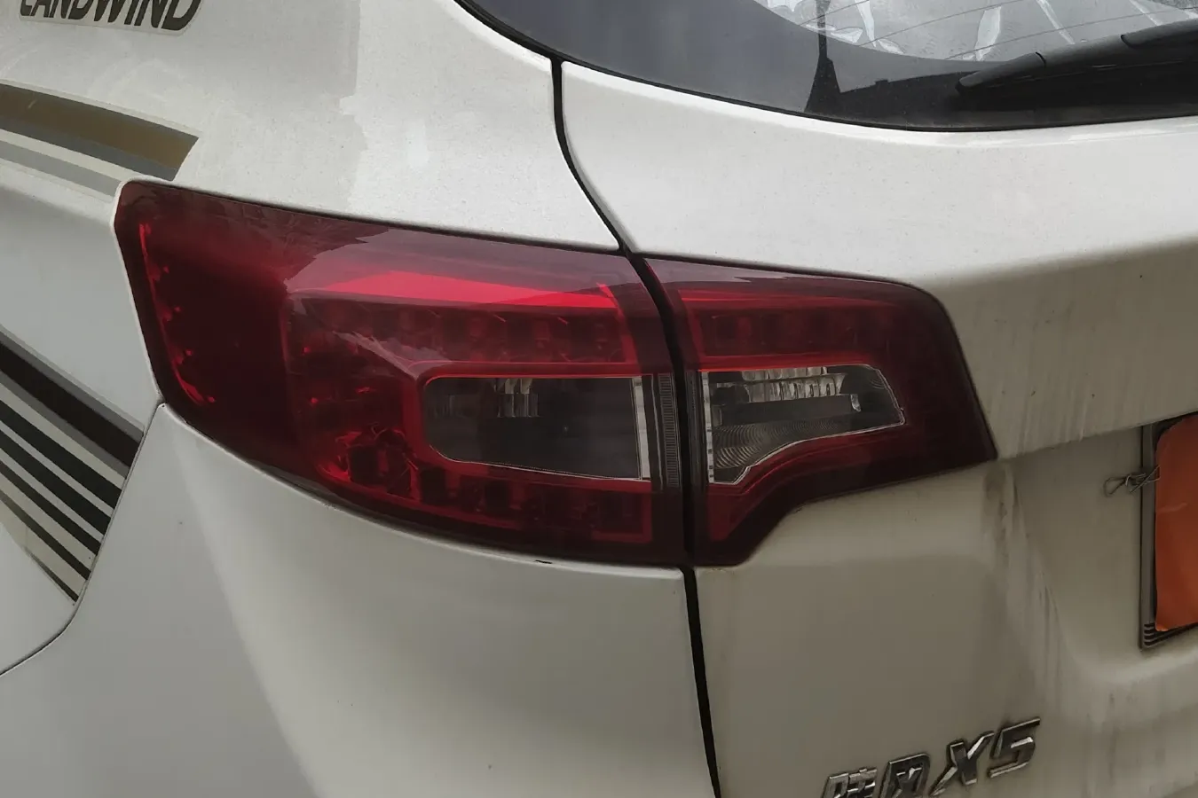 2014 Landwind X5 2.0T 190HP L4 8AT,autocango,china used car exporter,china ev exporter,chinese used car exporter,chinese used ev exporter