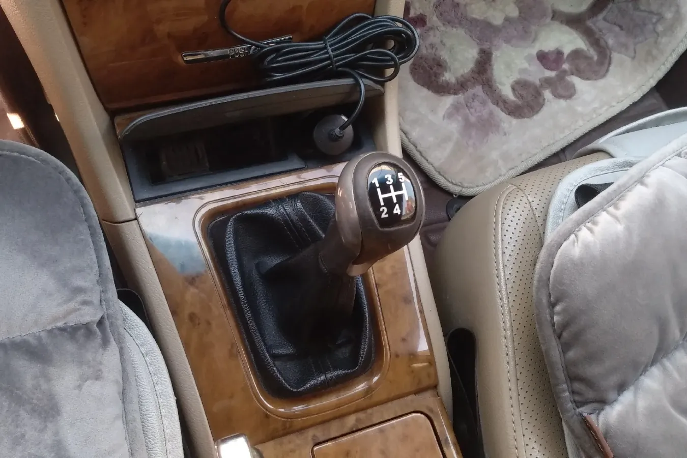 2008 BYD F6 2.0L 140HP L4 5MT,autocango,china used car exporter,china ev exporter,chinese used car exporter,chinese used ev exporter