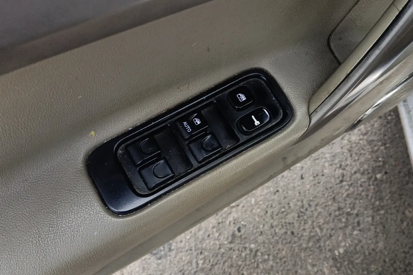 2012 JAC HeYue 1.5L 113HP L4 5MT,autocango,china used car exporter,china ev exporter,chinese used car exporter,chinese used ev exporter