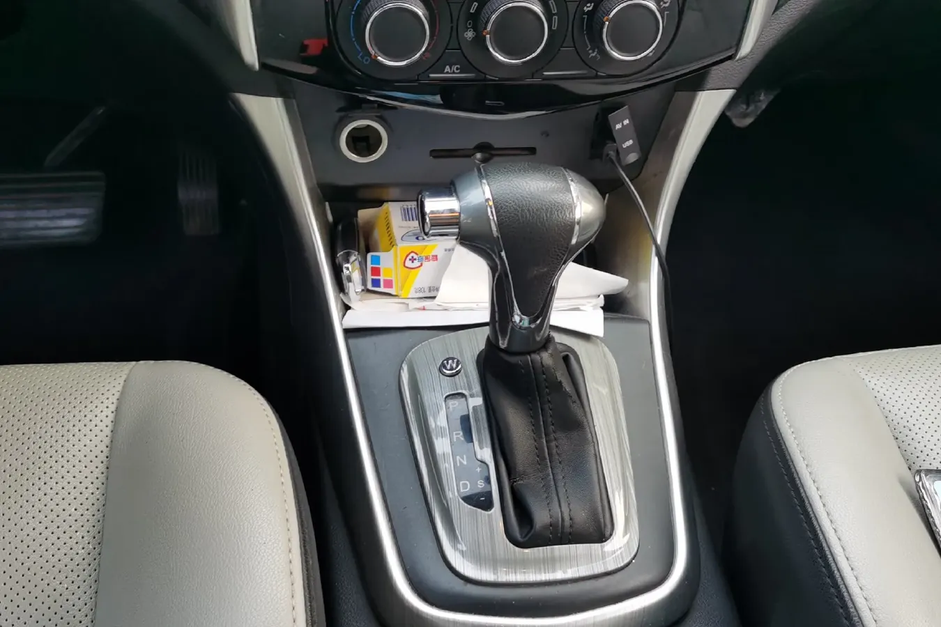 2016 DongFeng Forthing S500 1.6L 122HP L4 CVT,autocango,china used car exporter,china ev exporter,chinese used car exporter,chinese used ev exporter