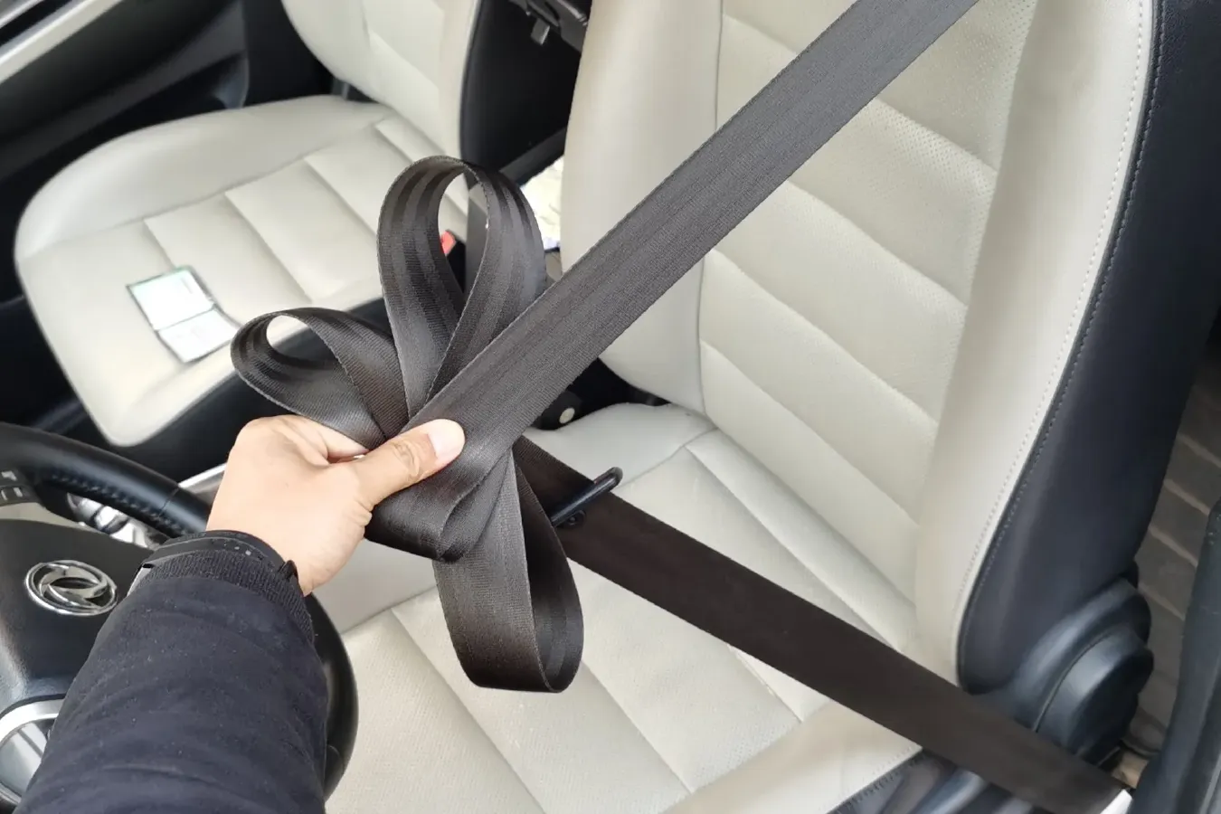 2016 DongFeng Forthing S500 1.6L 122HP L4 CVT,autocango,china used car exporter,china ev exporter,chinese used car exporter,chinese used ev exporter