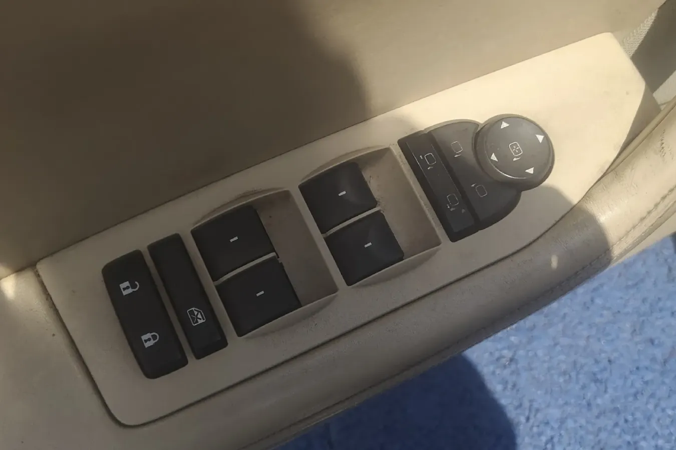 2007 Buick Park Avenue 2.8L 201HP V6 5AT,autocango,china used car exporter,china ev exporter,chinese used car exporter,chinese used ev exporter