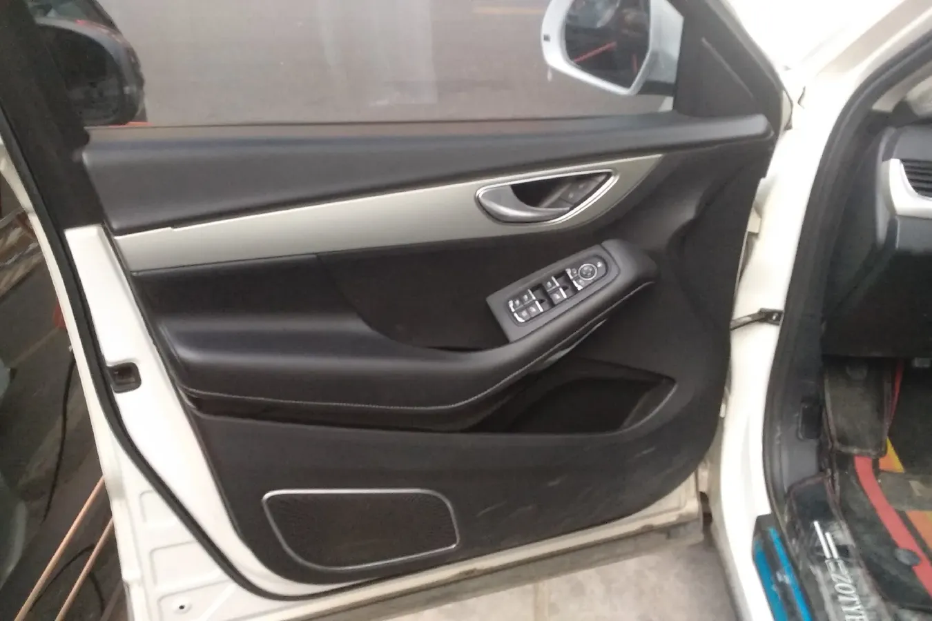 2016 Zotye SR7 1.5T 150HP L4 CVT,autocango,china used car exporter,china ev exporter,chinese used car exporter,chinese used ev exporter