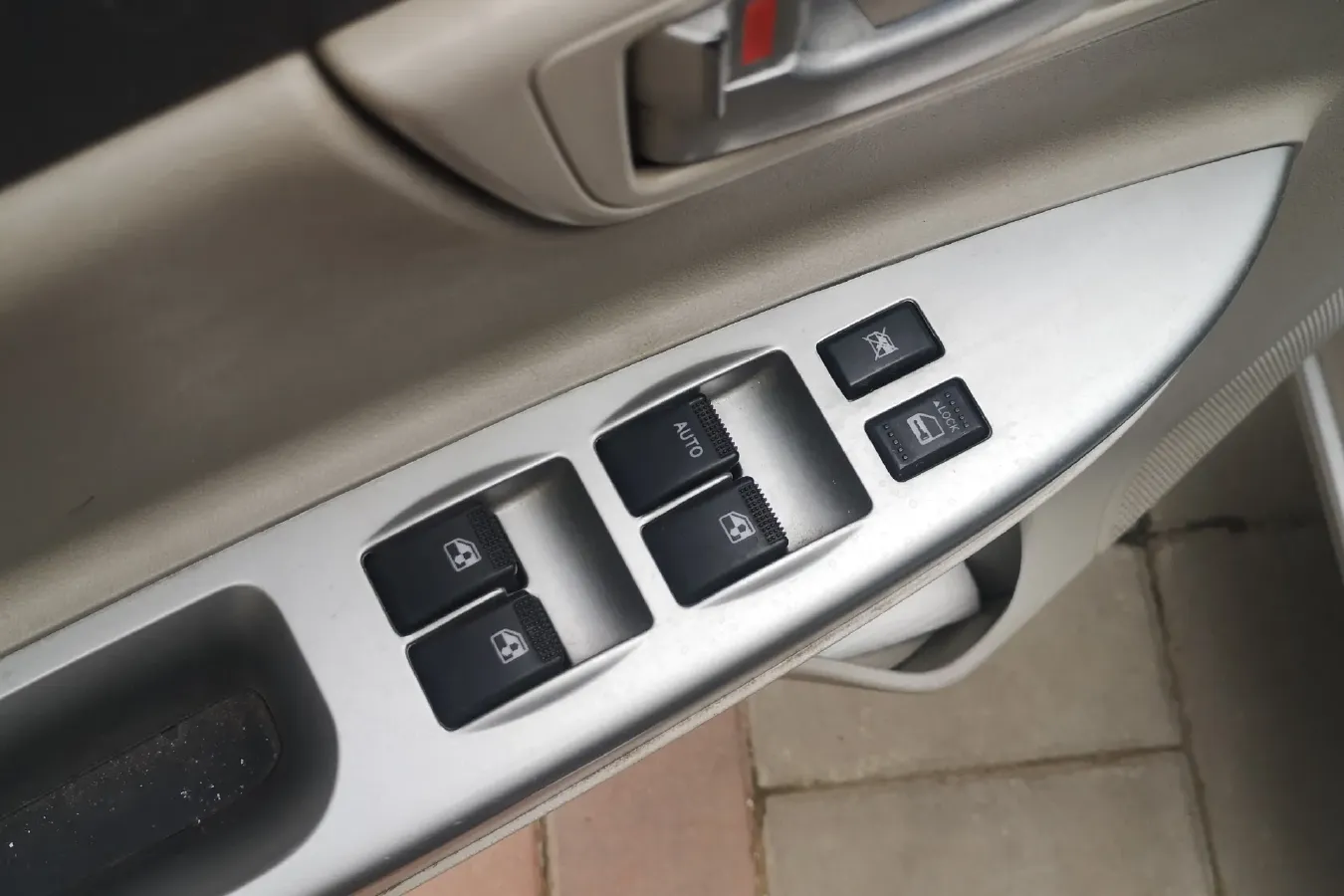 2012 ChangAn Alsvin V5 1.5L 114HP L4 5MT,autocango,china used car exporter,china ev exporter,chinese used car exporter,chinese used ev exporter