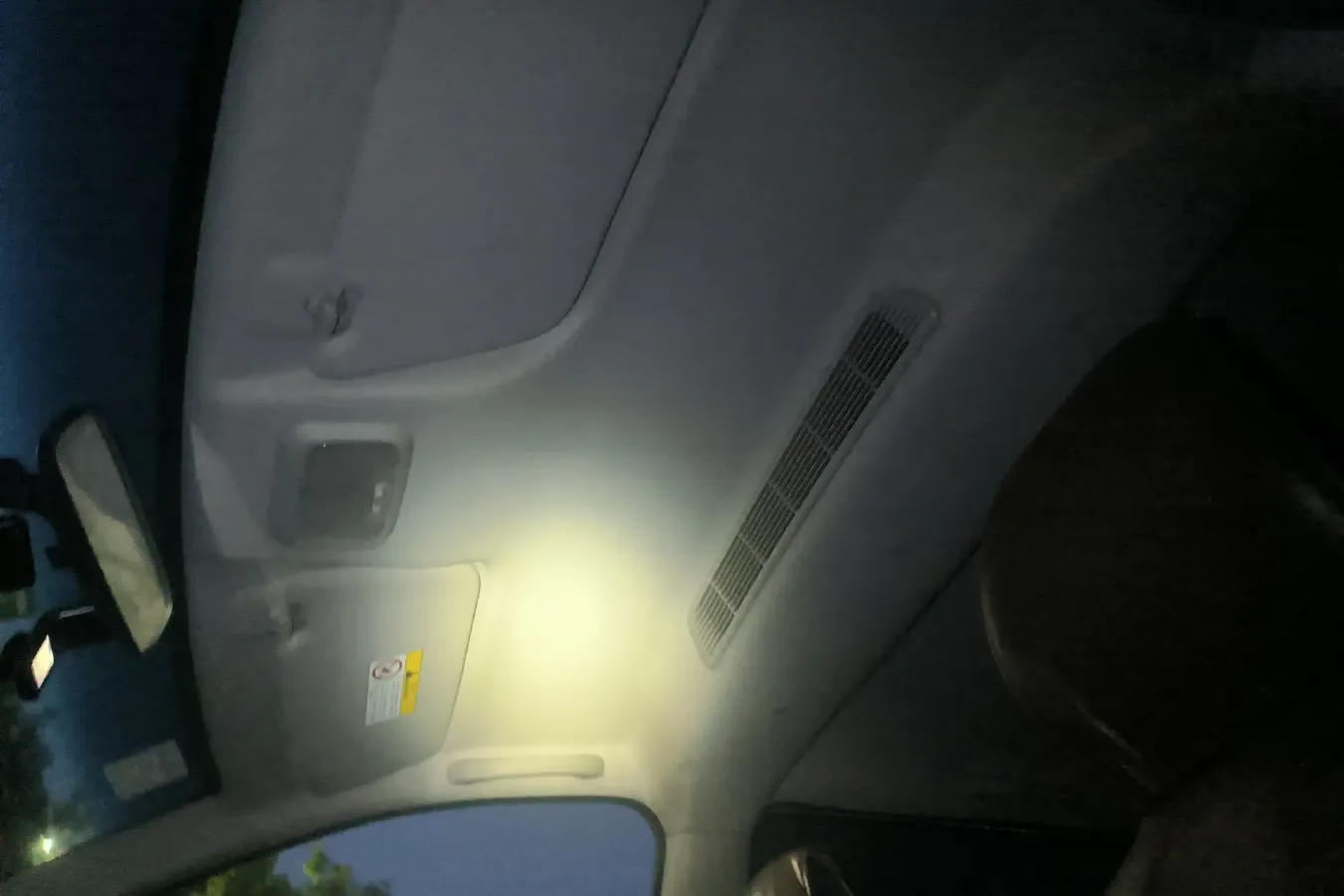 2017 Venucia M50V 1.6L 124HP L4 CVT,autocango,china used car exporter,china ev exporter,chinese used car exporter,chinese used ev exporter