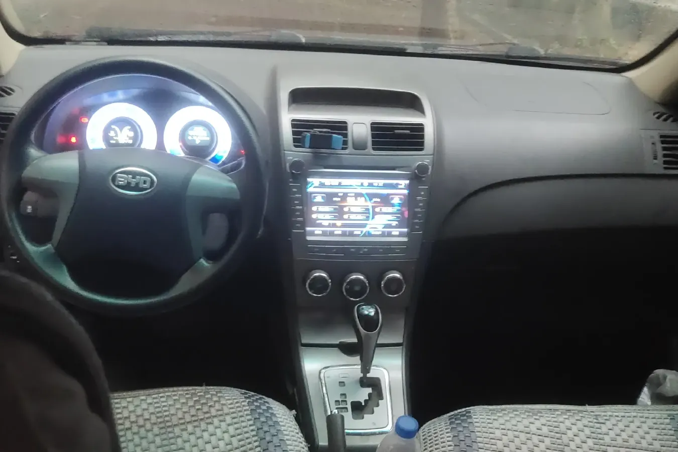 2015 BYD L3 1.5L 109HP L4 6DCT,autocango,china used car exporter,china ev exporter,chinese used car exporter,chinese used ev exporter