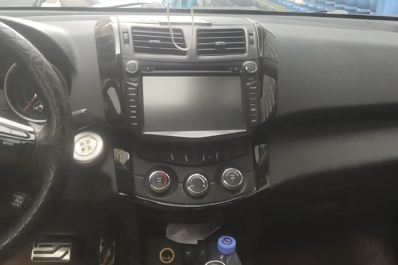 2014 Landwind X5 2.0T 190HP L4 8AT,autocango,china used car exporter,china ev exporter,chinese used car exporter,chinese used ev exporter