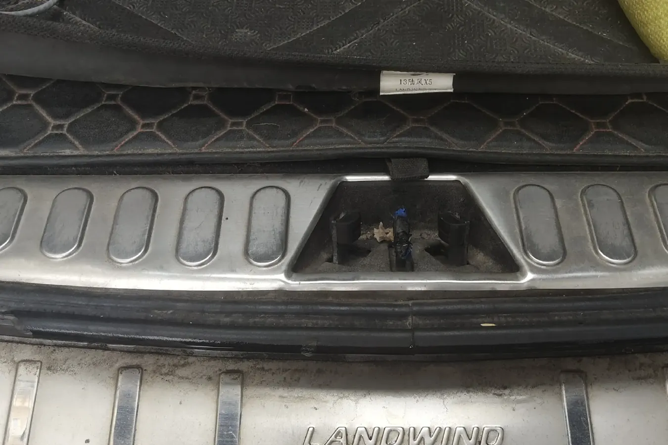 2014 Landwind X5 2.0T 190HP L4 8AT,autocango,china used car exporter,china ev exporter,chinese used car exporter,chinese used ev exporter