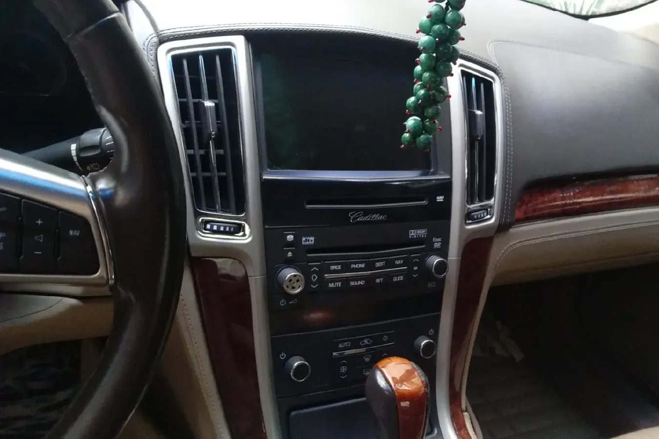 2007 Cadillac SLS 2.8L 209HP V6 5AT,autocango,china used car exporter,china ev exporter,chinese used car exporter,chinese used ev exporter