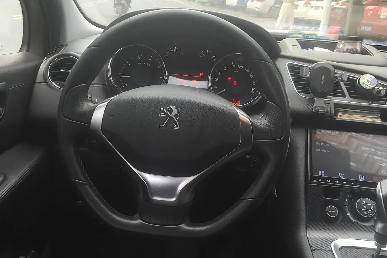 2015 Peugeot 3008 2.0L 147HP L4 6AT,autocango,china used car exporter,china ev exporter,chinese used car exporter,chinese used ev exporter