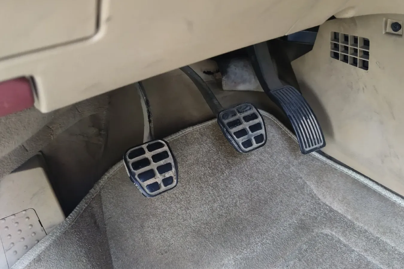 2010 Chery A3 1.6L 126HP L4 5MT,autocango,china used car exporter,china ev exporter,chinese used car exporter,chinese used ev exporter