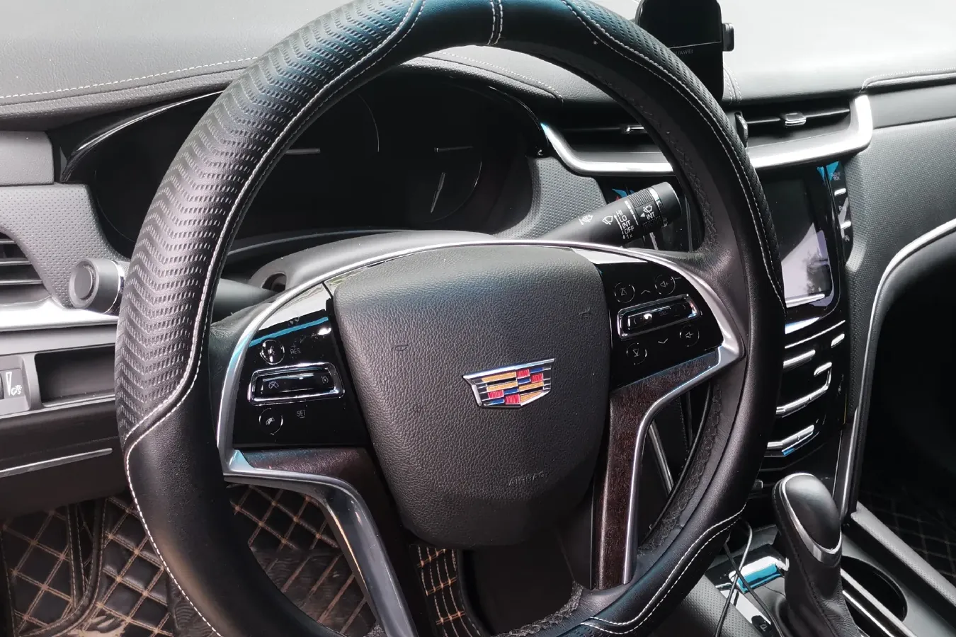 2018 Cadillac XTS 2.0T 269HP L4 6AT,autocango,china used car exporter,china ev exporter,chinese used car exporter,chinese used ev exporter