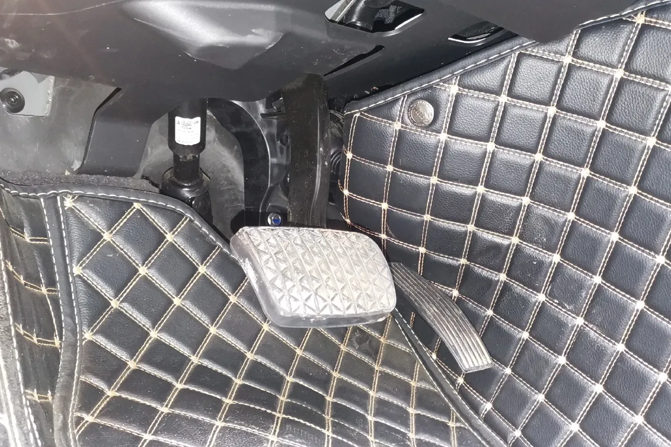 2018 Cadillac XTS 2.0T 269HP L4 6AT,autocango,china used car exporter,china ev exporter,chinese used car exporter,chinese used ev exporter