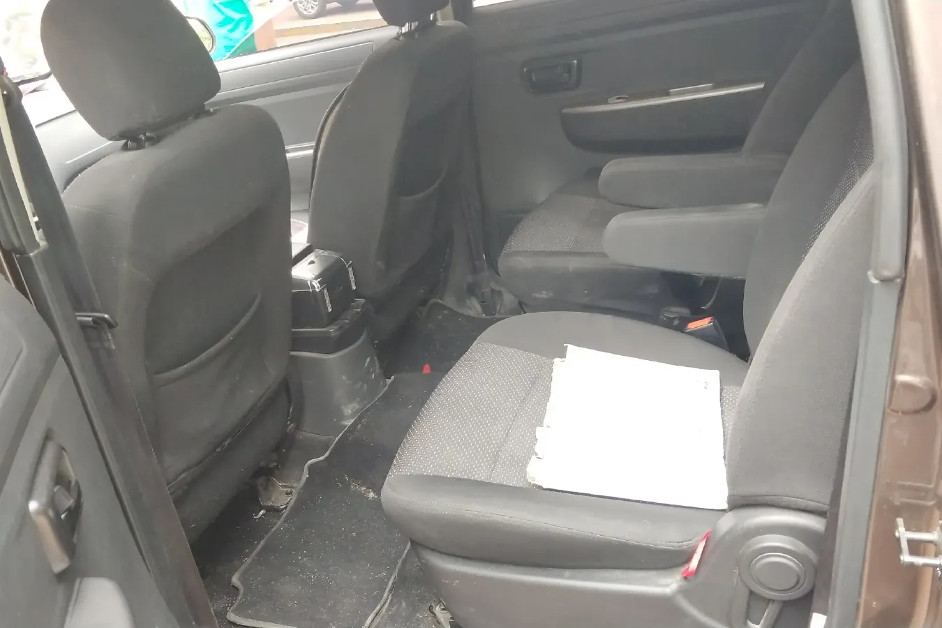 2018 DongFeng Fengon Fengon 330 1.5L 109HP L4 5MT,autocango,china used car exporter,china ev exporter,chinese used car exporter,chinese used ev exporter