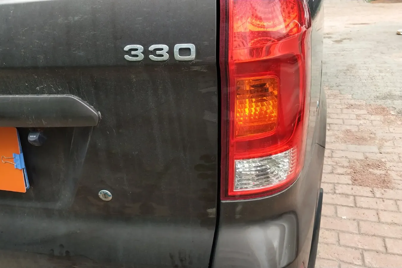 2018 DongFeng Fengon Fengon 330 1.5L 109HP L4 5MT,autocango,china used car exporter,china ev exporter,chinese used car exporter,chinese used ev exporter