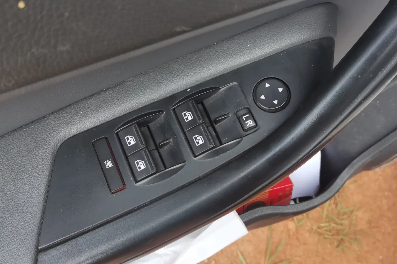 2018 Qoros 3 1.6L 126HP L4 6DCT,autocango,china used car exporter,china ev exporter,chinese used car exporter,chinese used ev exporter