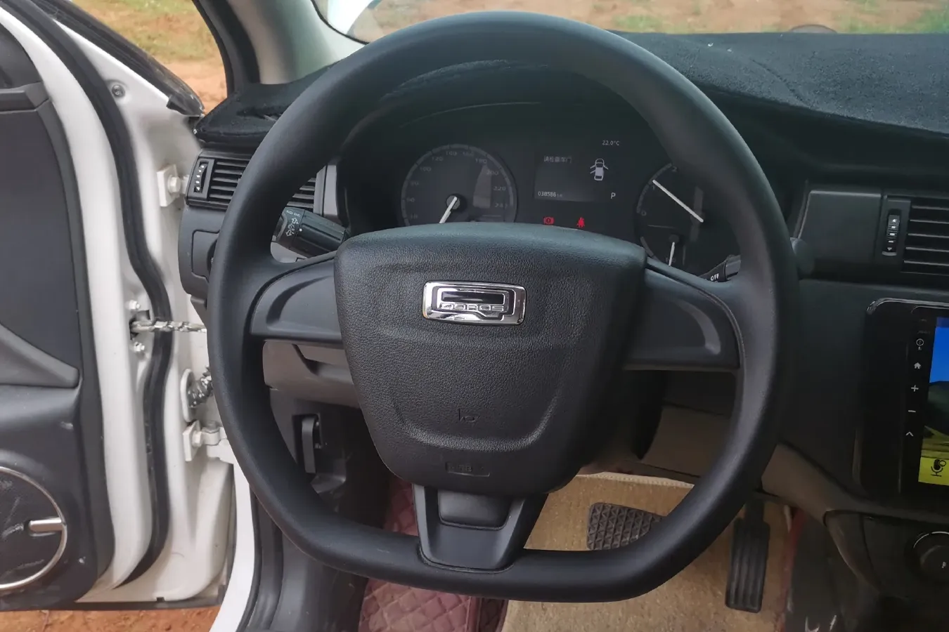 2018 Qoros 3 1.6L 126HP L4 6DCT,autocango,china used car exporter,china ev exporter,chinese used car exporter,chinese used ev exporter