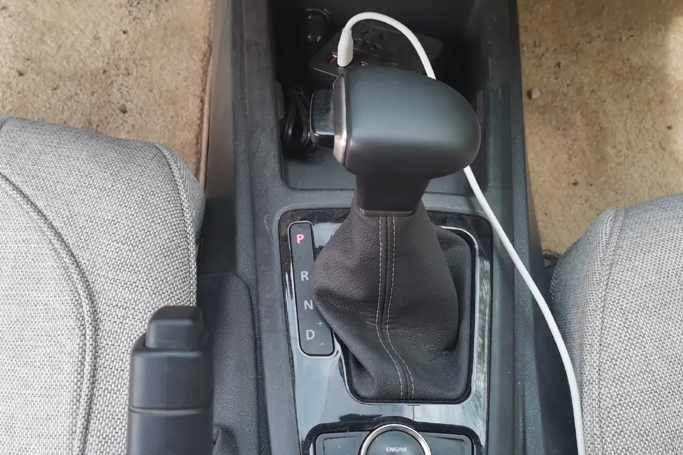 2018 Qoros 3 1.6L 126HP L4 6DCT,autocango,china used car exporter,china ev exporter,chinese used car exporter,chinese used ev exporter