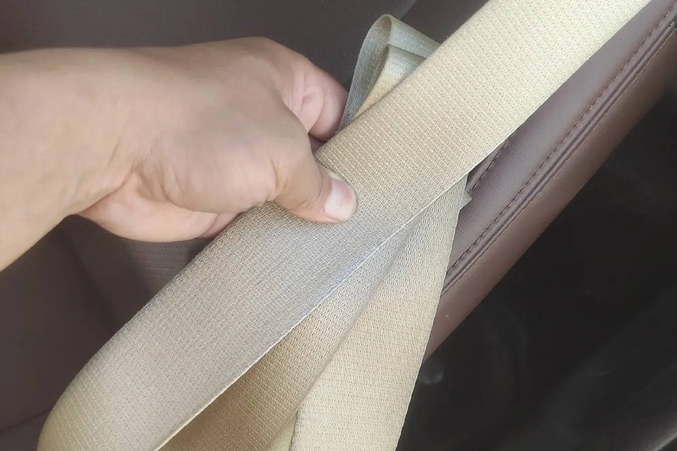 2021 Toyota Highlander 2.0T 220HP L4 6AT,autocango,china used car exporter,china ev exporter,chinese used car exporter,chinese used ev exporter