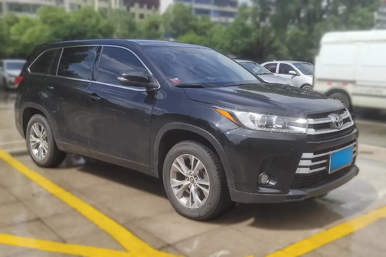 2021 Toyota Highlander 2.0T 220HP L4 6AT,autocango,china used car exporter,china ev exporter,chinese used car exporter,chinese used ev exporter