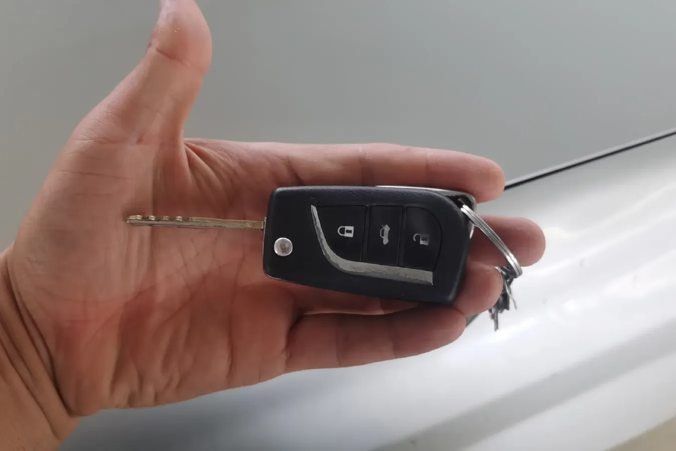 2005 Buick Excelle 1.8L 120HP L4 4AT,autocango,china used car exporter,china ev exporter,chinese used car exporter,chinese used ev exporter