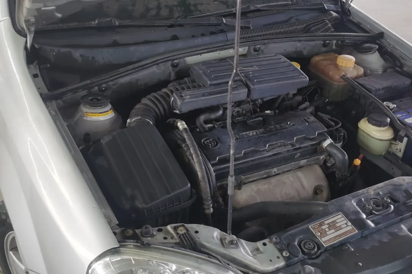 2005 Buick Excelle 1.8L 120HP L4 4AT,autocango,china used car exporter,china ev exporter,chinese used car exporter,chinese used ev exporter