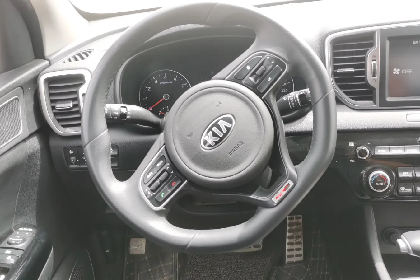 2016 Kia KX5 1.6T 177HP L4 7DCT,autocango,china used car exporter,china ev exporter,chinese used car exporter,chinese used ev exporter