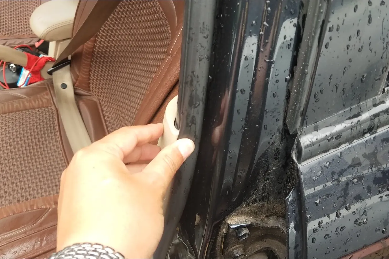 2013 Brilliance Auto H330 1.5L 105HP L4 5MT,autocango,china used car exporter,china ev exporter,chinese used car exporter,chinese used ev exporter