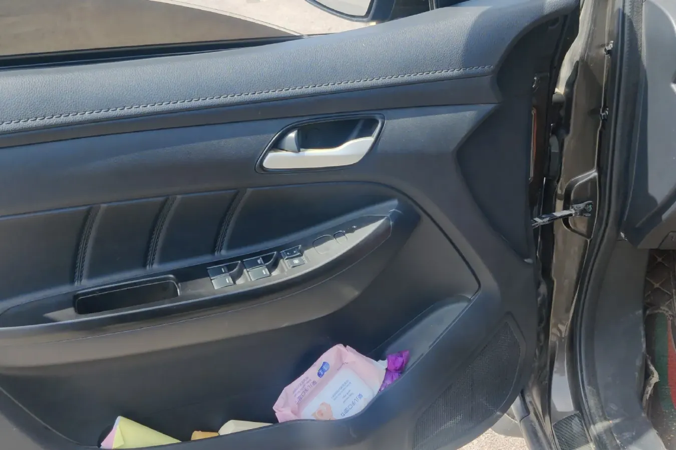 2017 Enranger 727 1.5L 112HP L4 5MT,autocango,china used car exporter,china ev exporter,chinese used car exporter,chinese used ev exporter