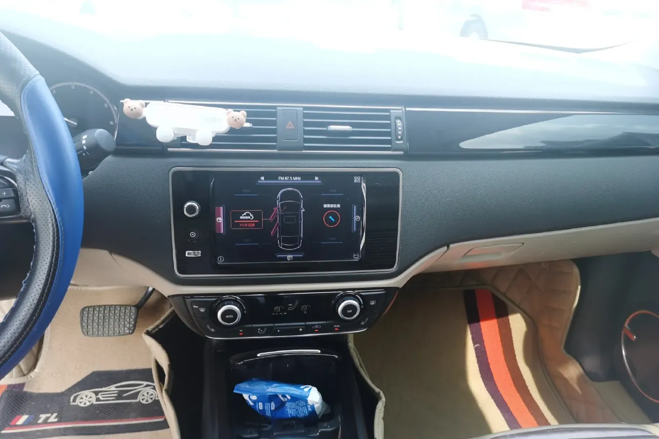 2014 Qoros 3 1.6T 156HP L4 6DCT,autocango,china used car exporter,china ev exporter,chinese used car exporter,chinese used ev exporter