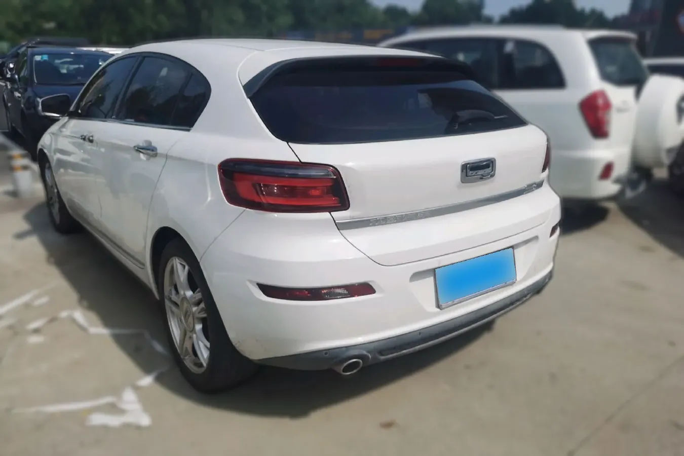 2014 Qoros 3 1.6T 156HP L4 6DCT,autocango,china used car exporter,china ev exporter,chinese used car exporter,chinese used ev exporter