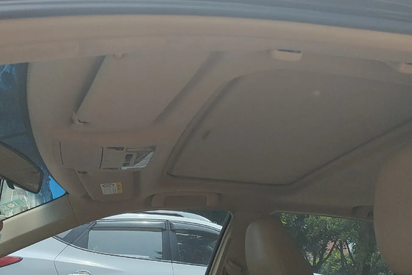 2012 Toyota Camry 2.0L 148HP L4 4AT,autocango,china used car exporter,china ev exporter,chinese used car exporter,chinese used ev exporter