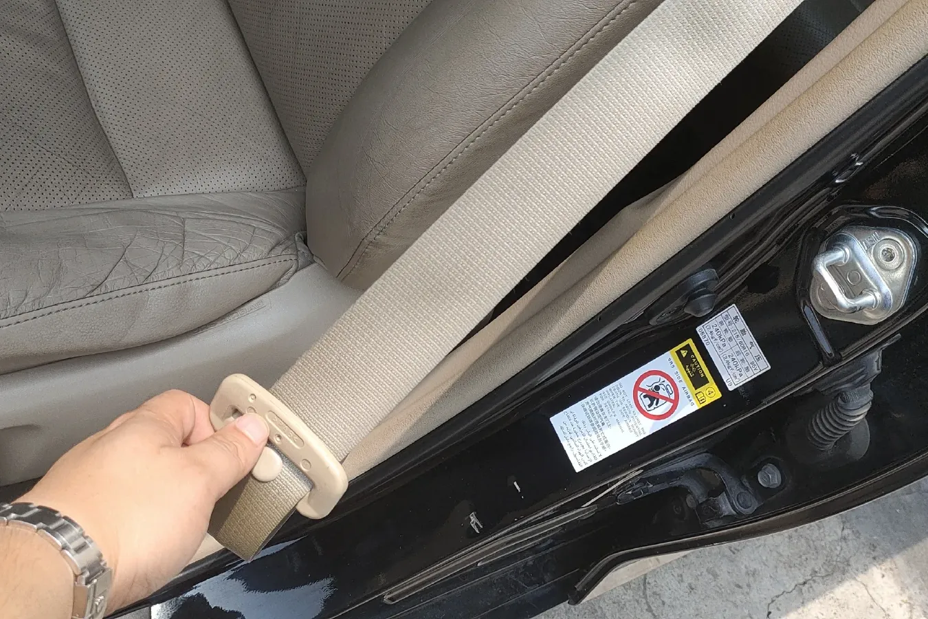 2012 Toyota Camry 2.0L 148HP L4 4AT,autocango,china used car exporter,china ev exporter,chinese used car exporter,chinese used ev exporter