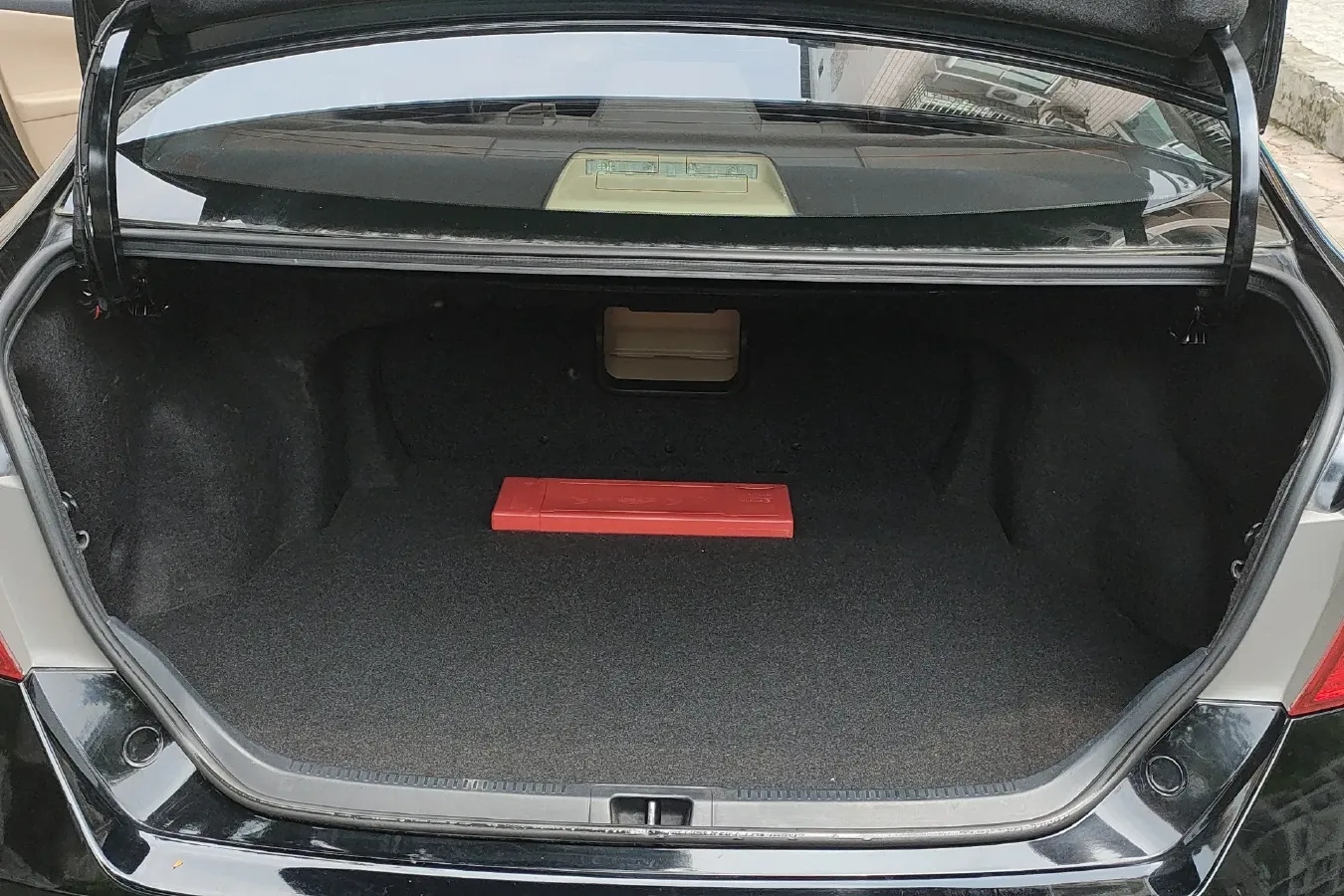 2012 Toyota Camry 2.0L 148HP L4 4AT,autocango,china used car exporter,china ev exporter,chinese used car exporter,chinese used ev exporter