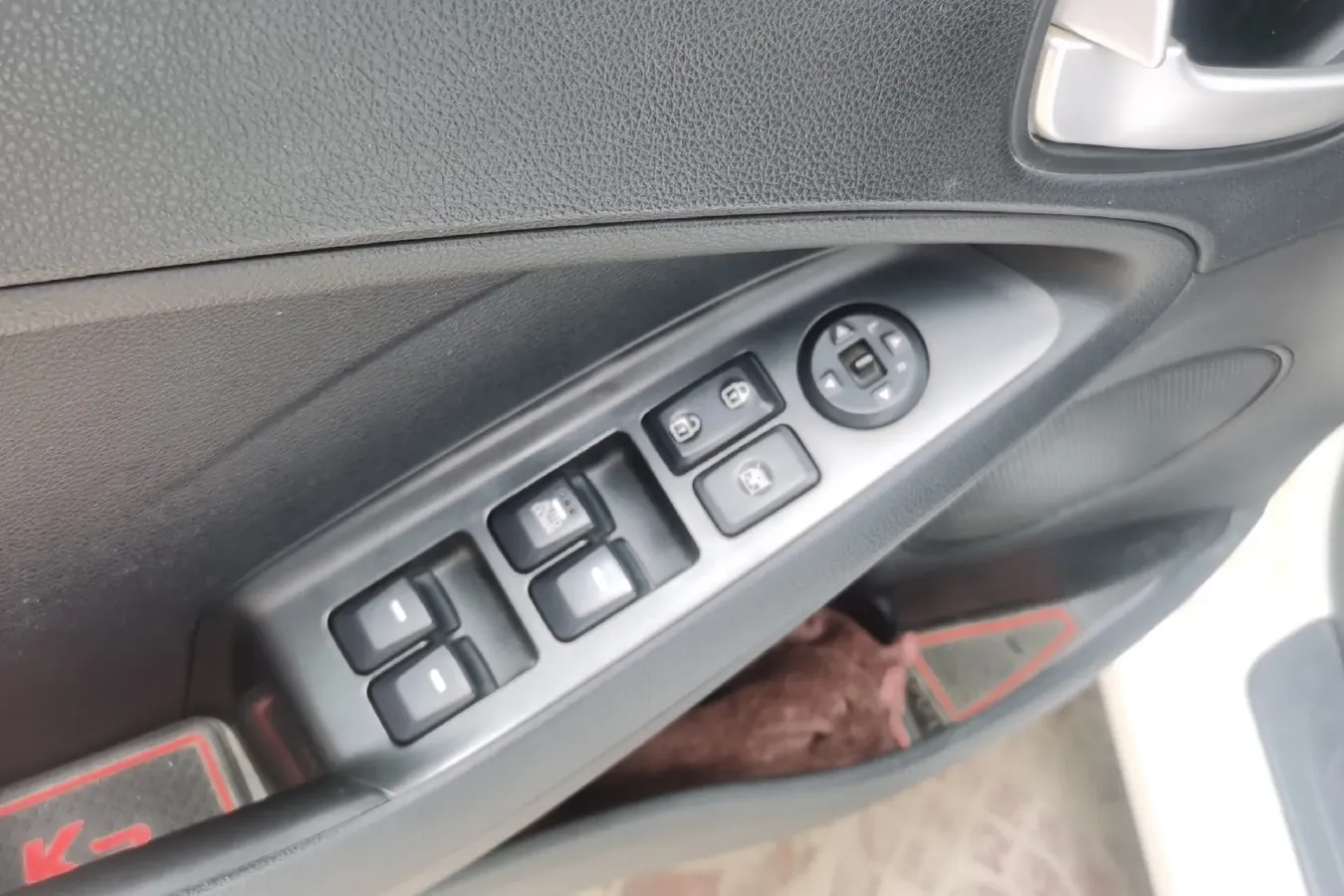 2016 Kia K3 1.6L 128HP L4 6MT,autocango,china used car exporter,china ev exporter,chinese used car exporter,chinese used ev exporter