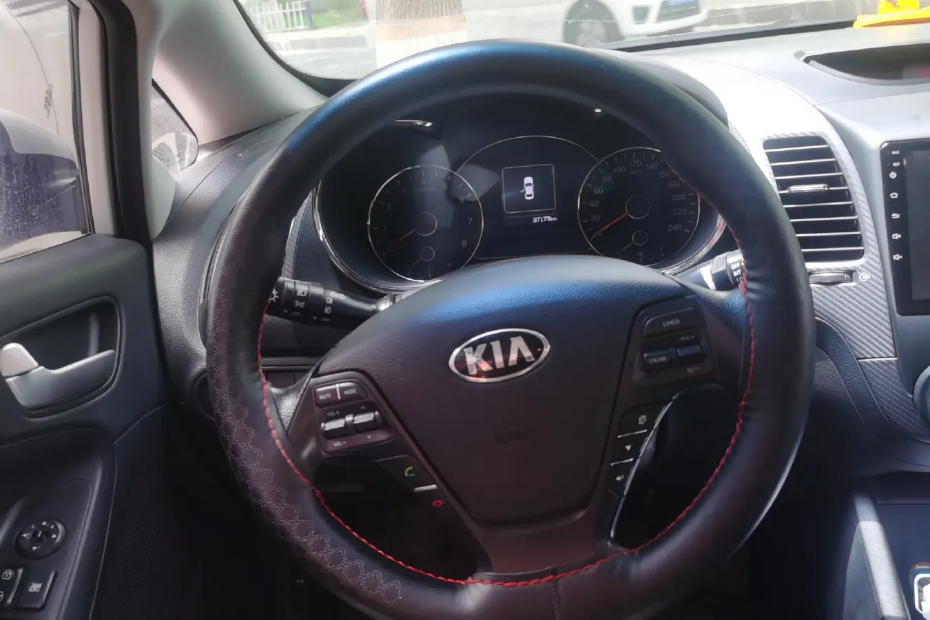 2016 Kia K3 1.6L 128HP L4 6MT,autocango,china used car exporter,china ev exporter,chinese used car exporter,chinese used ev exporter