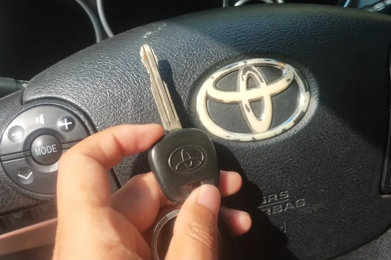 2010 Toyota Sequoia 5.7L 386HP V8 6AT,autocango,china used car exporter,china ev exporter,chinese used car exporter,chinese used ev exporter