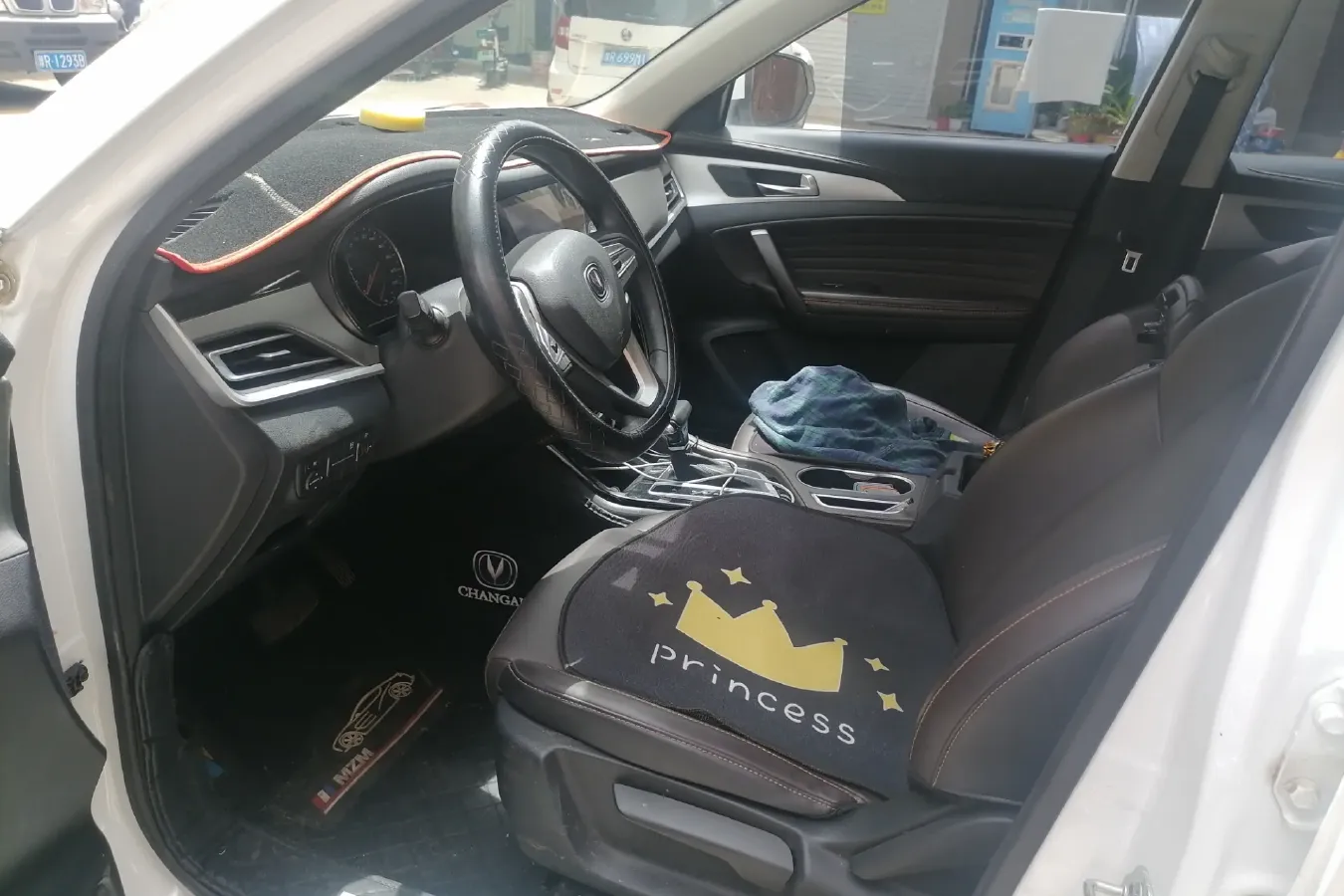 2019 ChangAn CS35 Plus 1.6L 128HP L4 6AT,autocango,china used car exporter,china ev exporter,chinese used car exporter,chinese used ev exporter