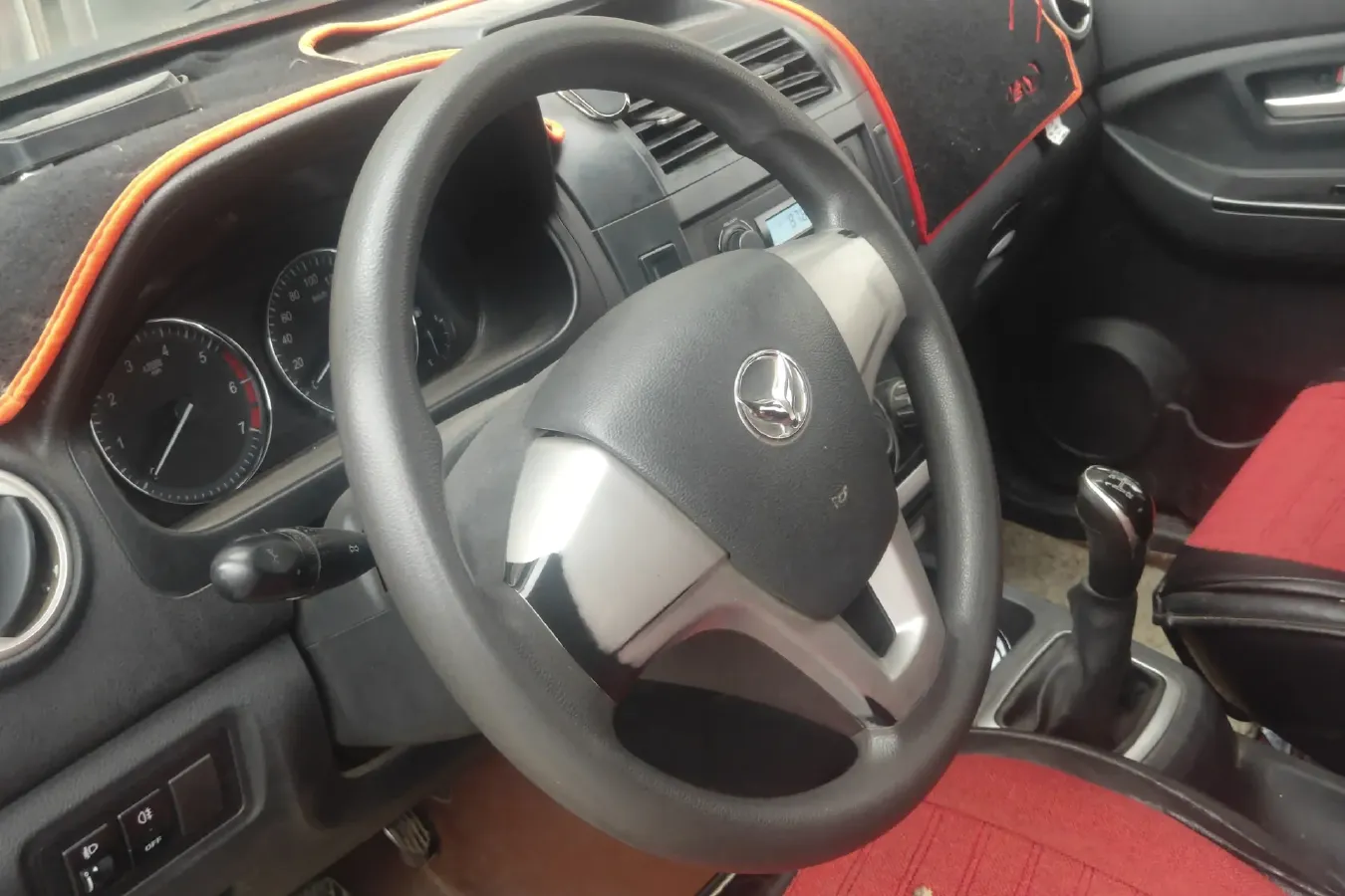 2016 BAIC Hyosow H2 1.5L 102HP L4 5MT,autocango,china used car exporter,china ev exporter,chinese used car exporter,chinese used ev exporter