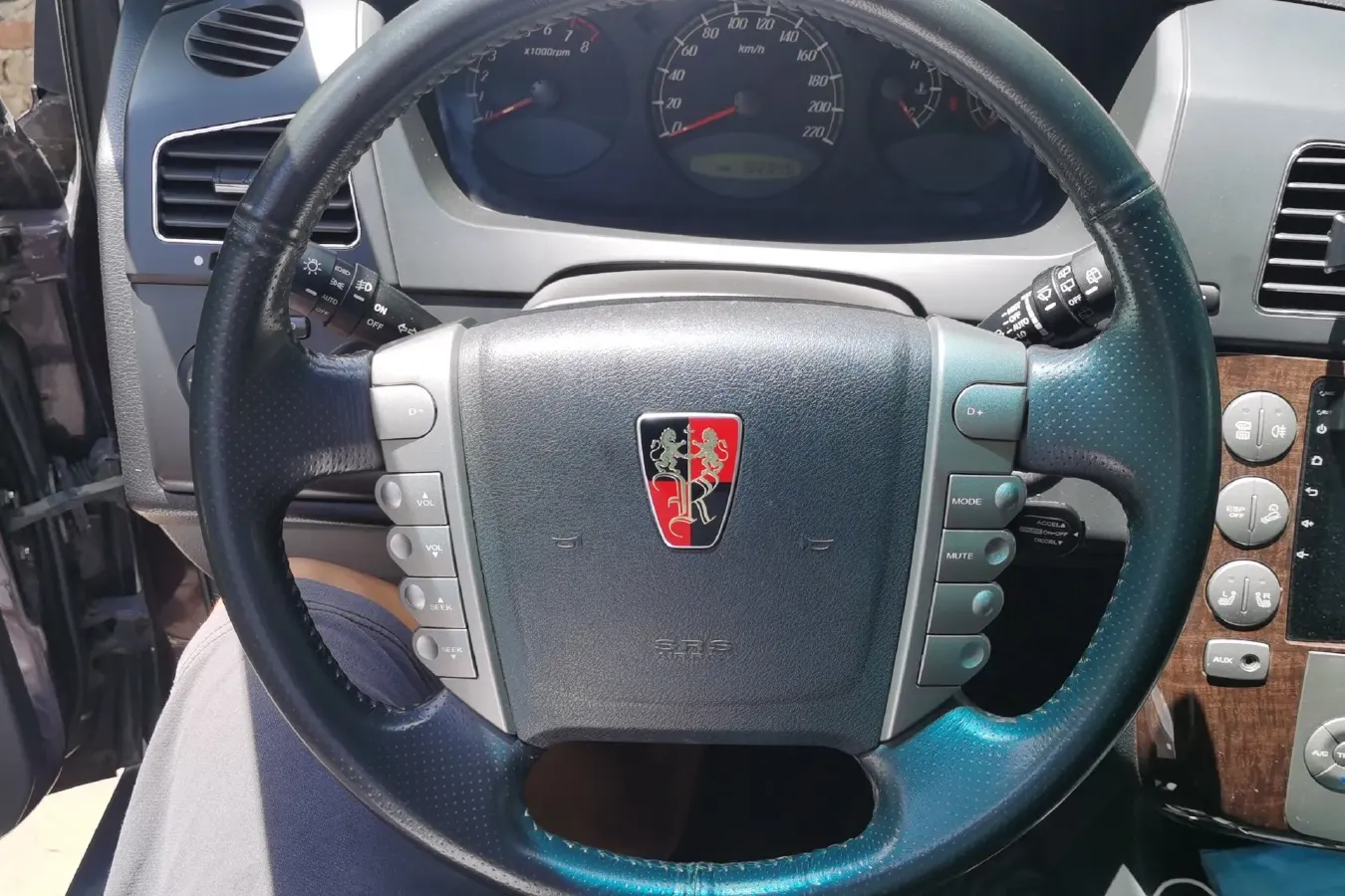 2011 Roewe W5 1.8T 160HP L4 6AT,autocango,china used car exporter,china ev exporter,chinese used car exporter,chinese used ev exporter