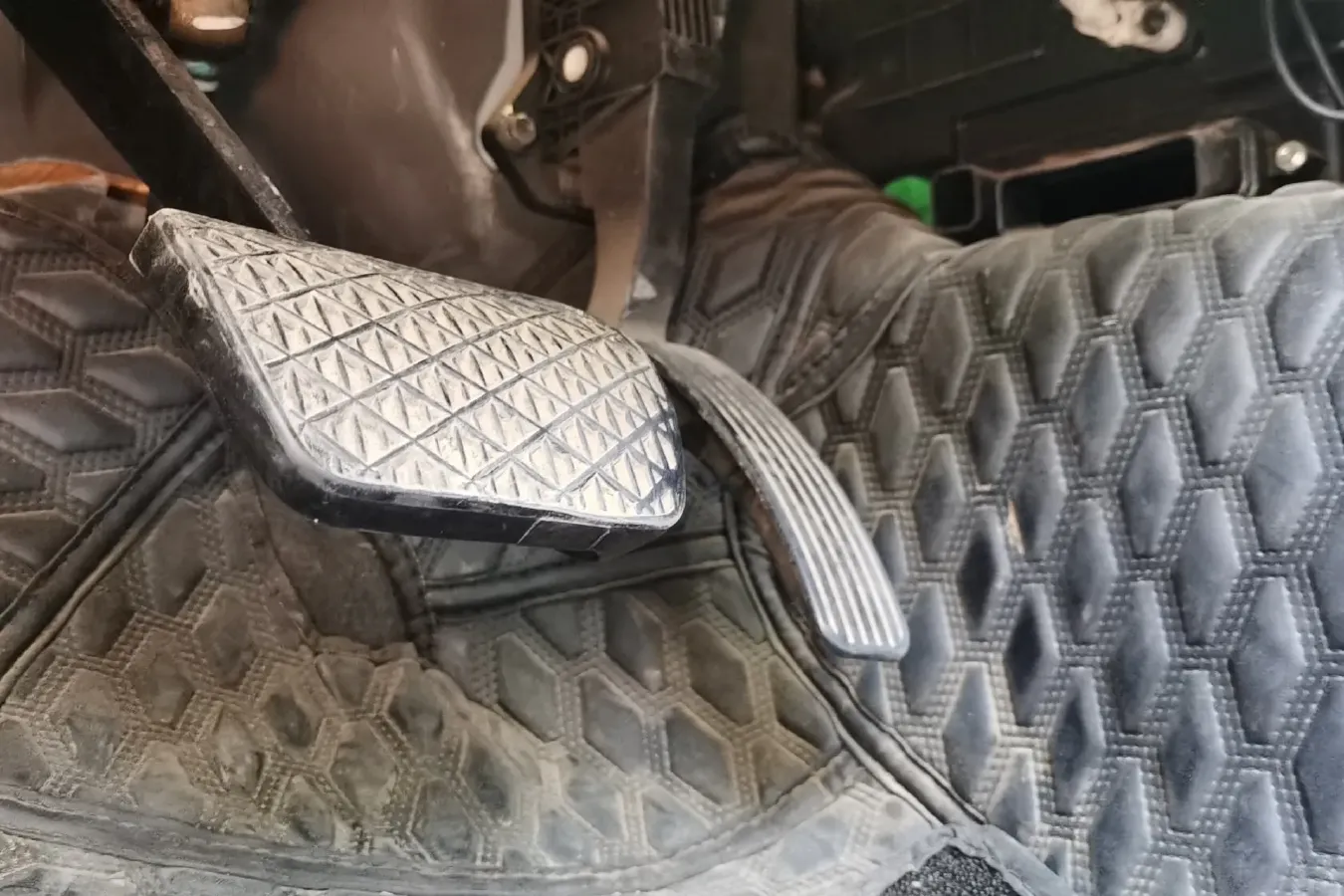 2011 Roewe W5 1.8T 160HP L4 6AT,autocango,china used car exporter,china ev exporter,chinese used car exporter,chinese used ev exporter