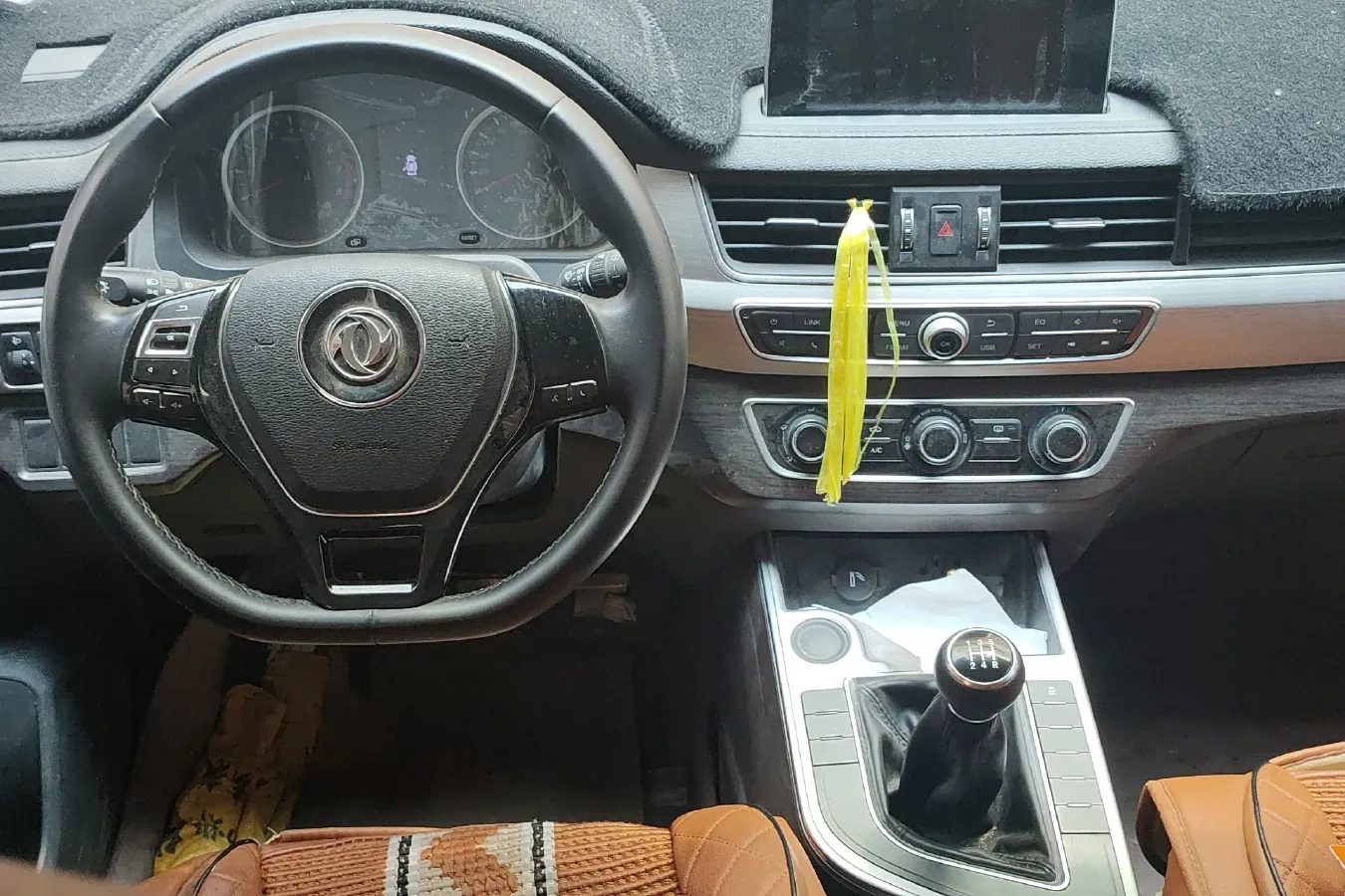 2018 DongFeng Forthing SX6 1.6L 122HP L4 5MT,autocango,china used car exporter,china ev exporter,chinese used car exporter,chinese used ev exporter