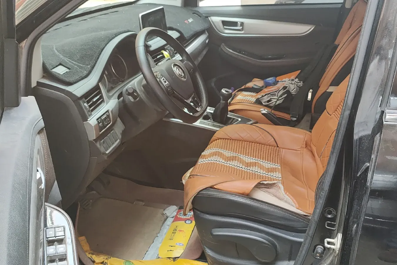 2018 DongFeng Forthing SX6 1.6L 122HP L4 5MT,autocango,china used car exporter,china ev exporter,chinese used car exporter,chinese used ev exporter