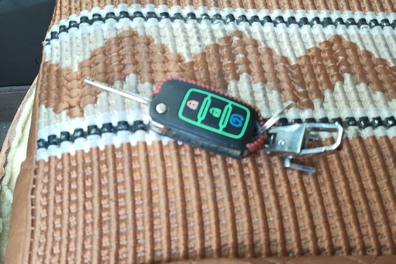 2018 DongFeng Forthing SX6 1.6L 122HP L4 5MT,autocango,china used car exporter,china ev exporter,chinese used car exporter,chinese used ev exporter