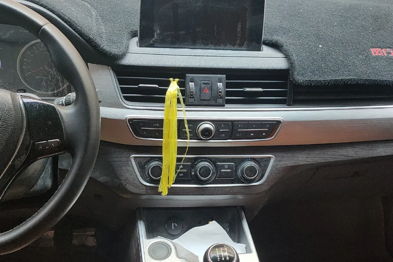 2018 DongFeng Forthing SX6 1.6L 122HP L4 5MT,autocango,china used car exporter,china ev exporter,chinese used car exporter,chinese used ev exporter