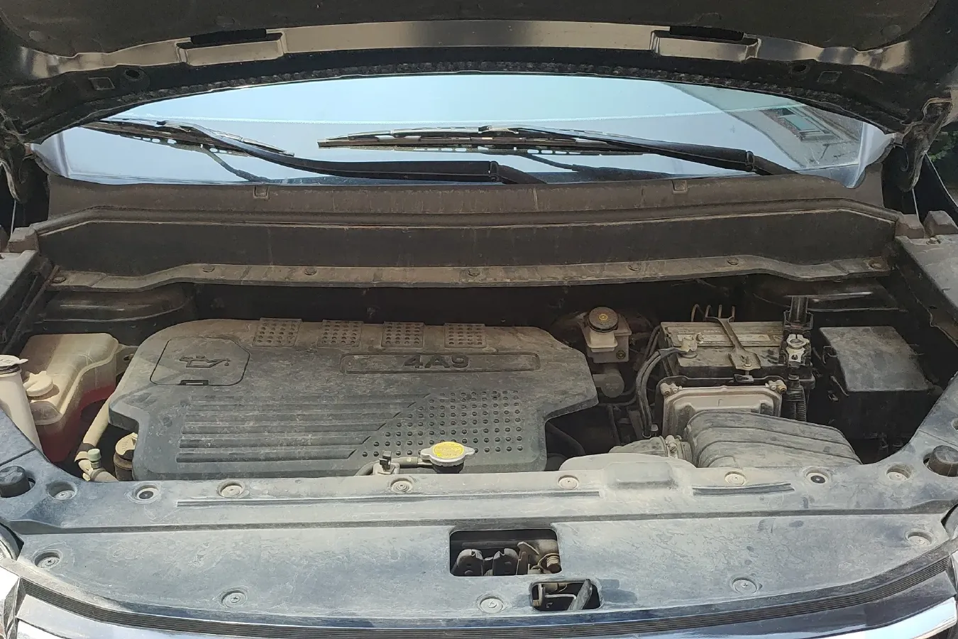 2018 DongFeng Forthing SX6 1.6L 122HP L4 5MT,autocango,china used car exporter,china ev exporter,chinese used car exporter,chinese used ev exporter