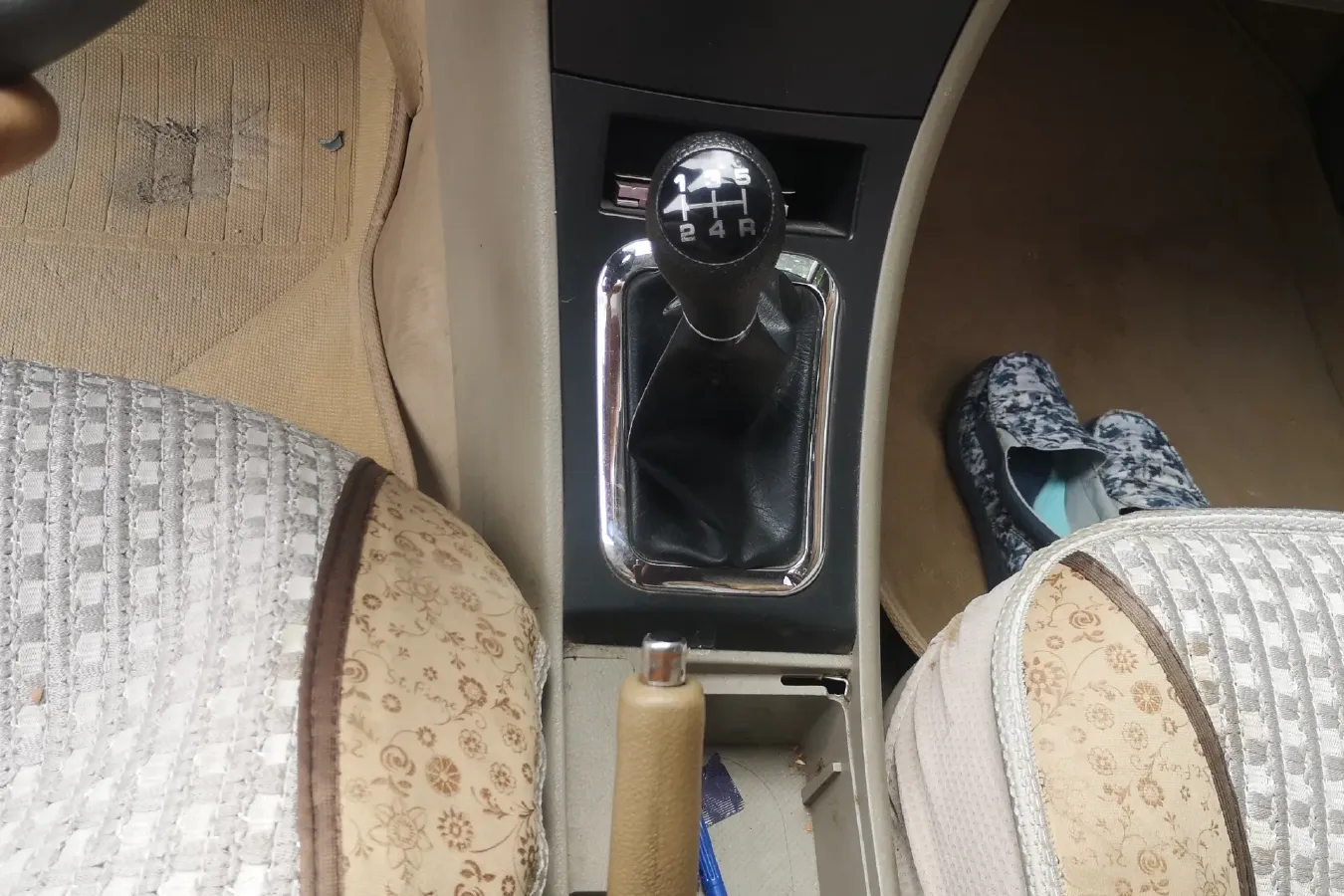 2009 LiFan 620 1.6L 106HP L4 5MT,autocango,china used car exporter,china ev exporter,chinese used car exporter,chinese used ev exporter