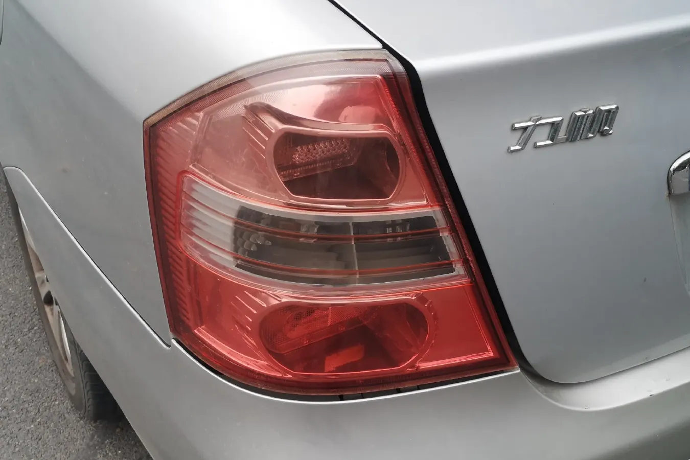 2009 LiFan 620 1.6L 106HP L4 5MT,autocango,china used car exporter,china ev exporter,chinese used car exporter,chinese used ev exporter